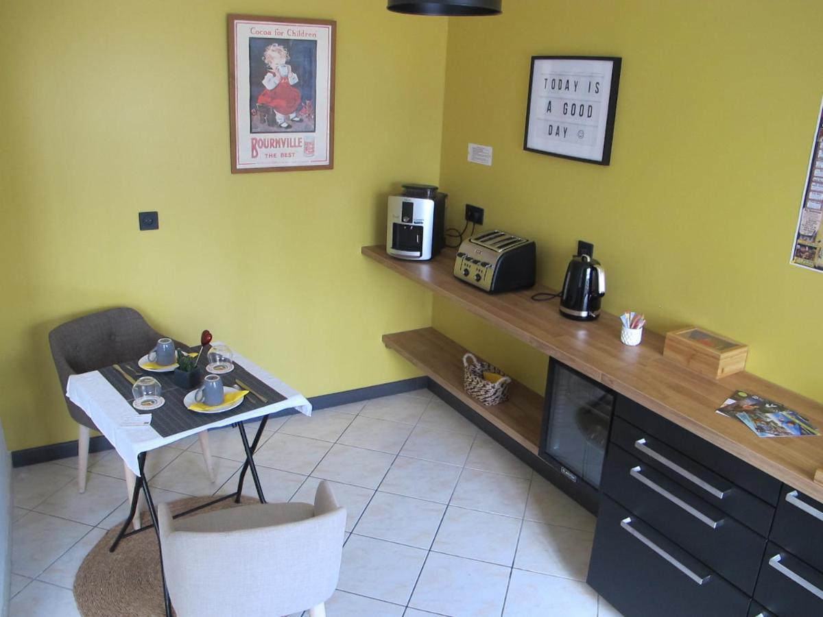 Le104Bis Bed & Breakfast Poitiers Eksteriør bilde